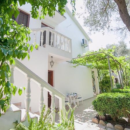 Rooms Garden Petrovac Ruang foto