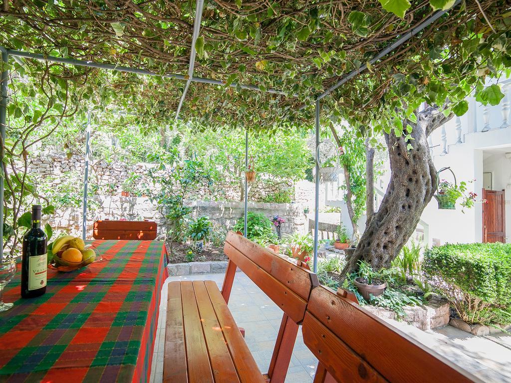 Rooms Garden Petrovac Bagian luar foto