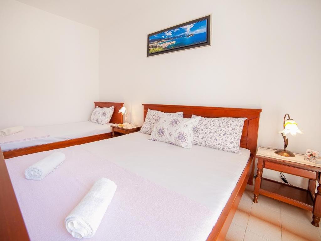 Rooms Garden Petrovac Ruang foto